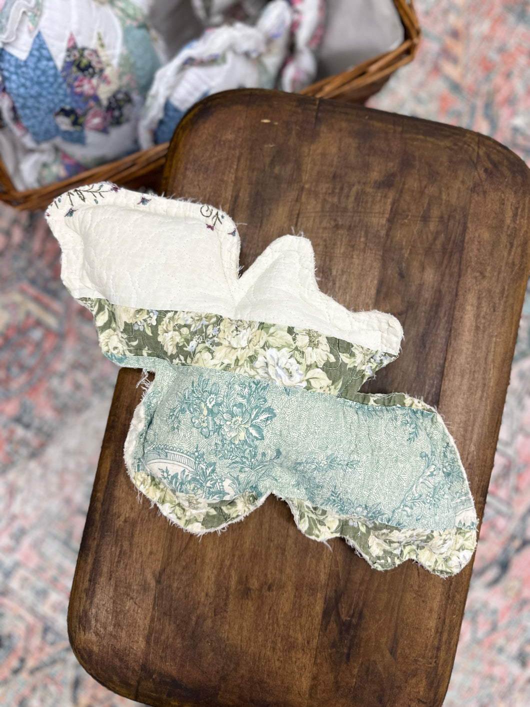 Quilt Bat - Green + Cream
