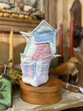 Load image into Gallery viewer, Quilt Pint Cozy
