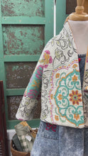 Load and play video in Gallery viewer, 3t Quilt Coat - Teal + Pink
